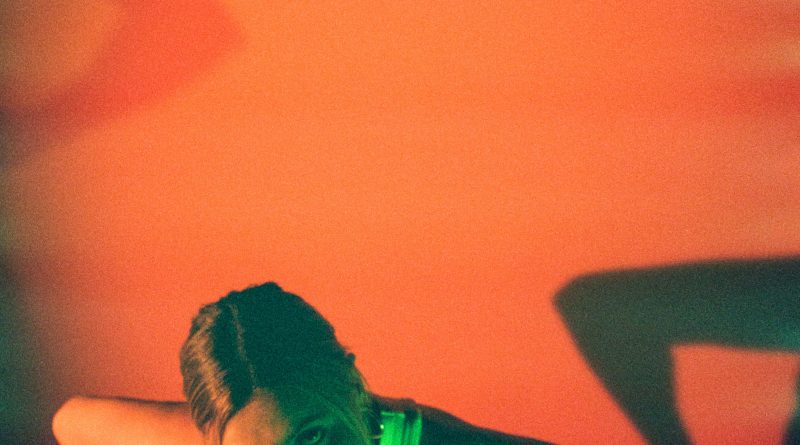 GIYA Upside Down single cover