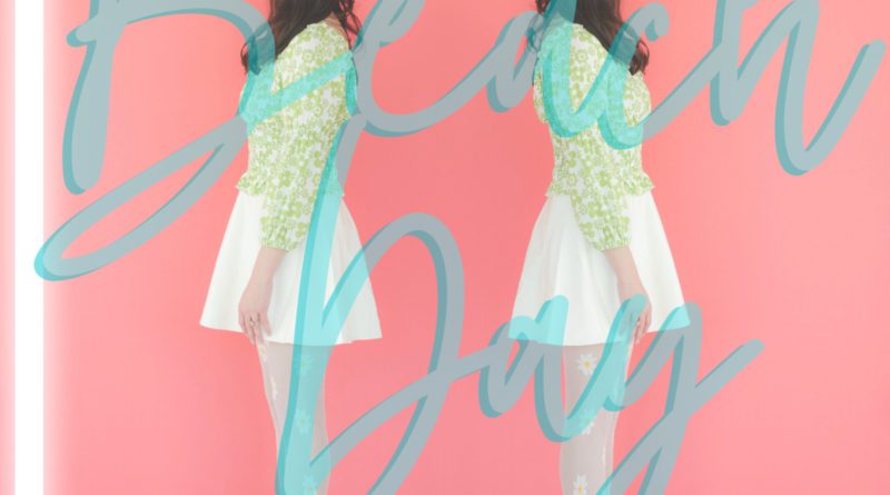 KellyMarie - Beach Day