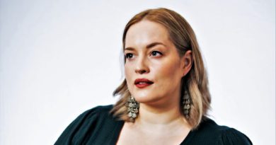 Virginia_Marcs-This_Time-Virginia_Marcs_-_Photo_by_Sabrina_Asch_-_2