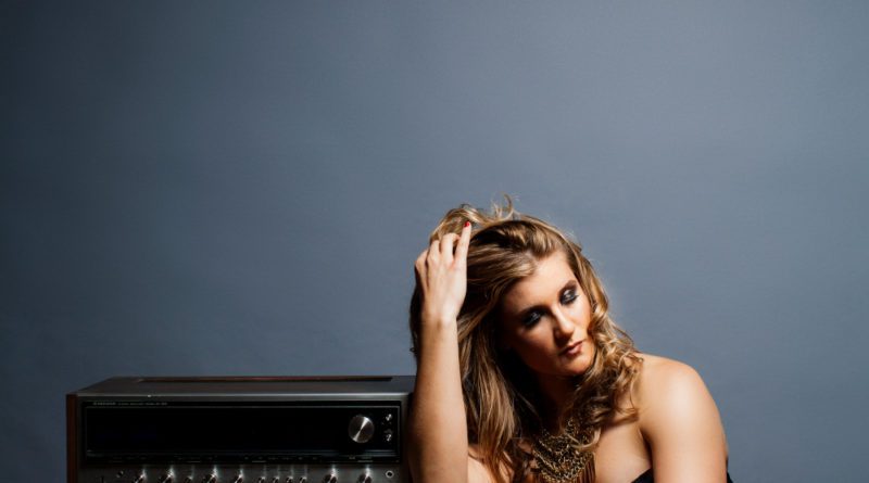 Elizabeth_Eckert-Like_a_Piano