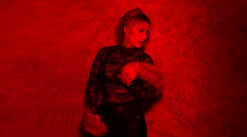 Sadie_Nix-Oblivious-RED_0548