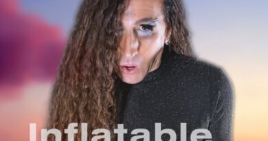 carlos ucedda - inflatable e-doll