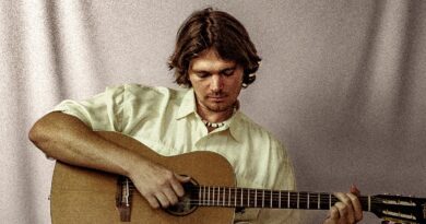 sasha dawe - who i am