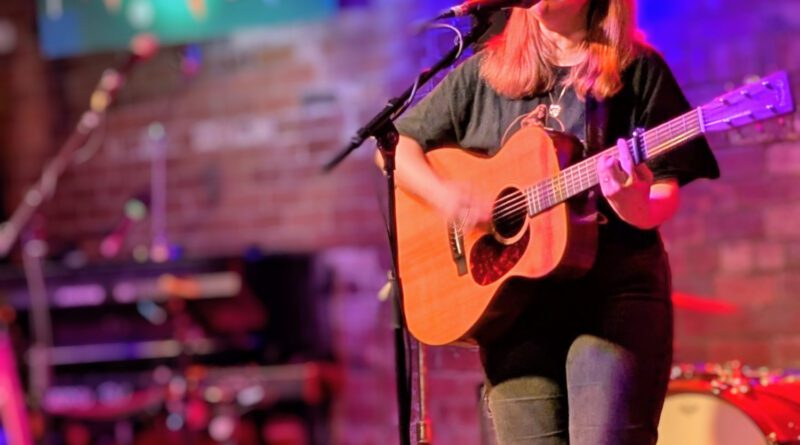 Annie Dressner live Leeds 2025