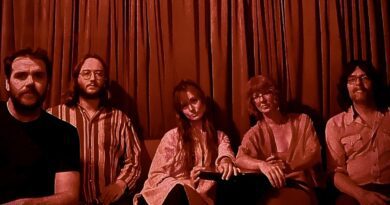 The Dialtones press shot