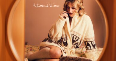 Jess Young - Heartbreak Vacation