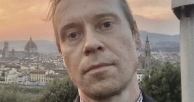 Tom Minor press shot