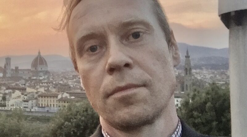 Tom Minor press shot