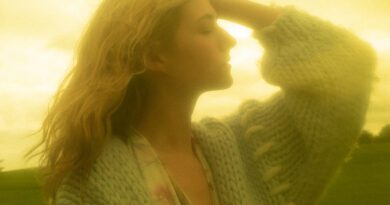 Ava Valianti - Buttercups