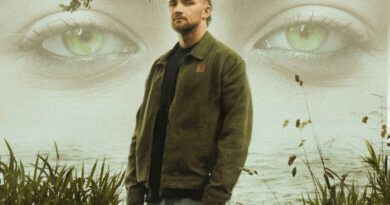 Johnluke - Green Eyes