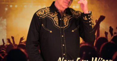 John Smyths - Now I'm Wiser