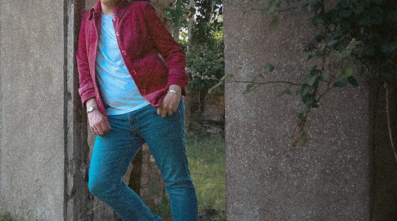 Rian - We're All Alone