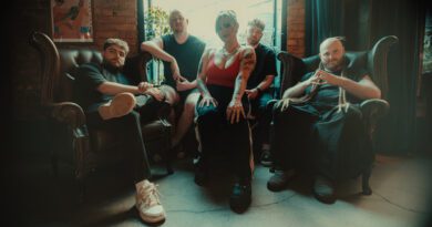 Kite Thief press shot