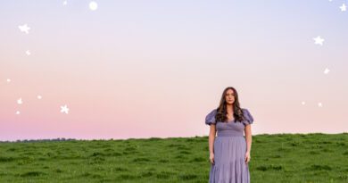 Liv Dawn - Written In The Stars