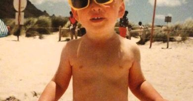 The Family Grave - Old Songs For Kids