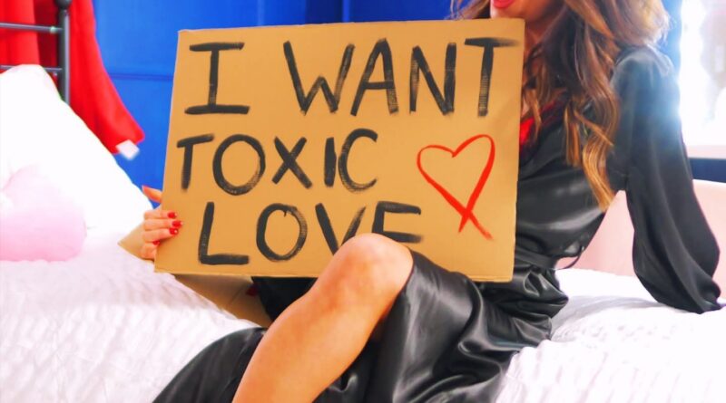 Robyn Alexandra - Toxic Love