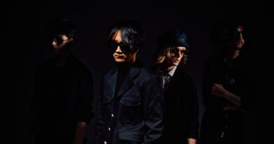 Visa Anxiety press shot