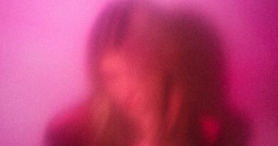 Ava_Valianti_-_Deep_Fuchsia-500x500_copy