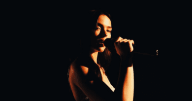 Ava Renn – Lightning Child (2026)