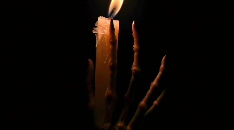 Olly Williams - Candles Turned To Ash